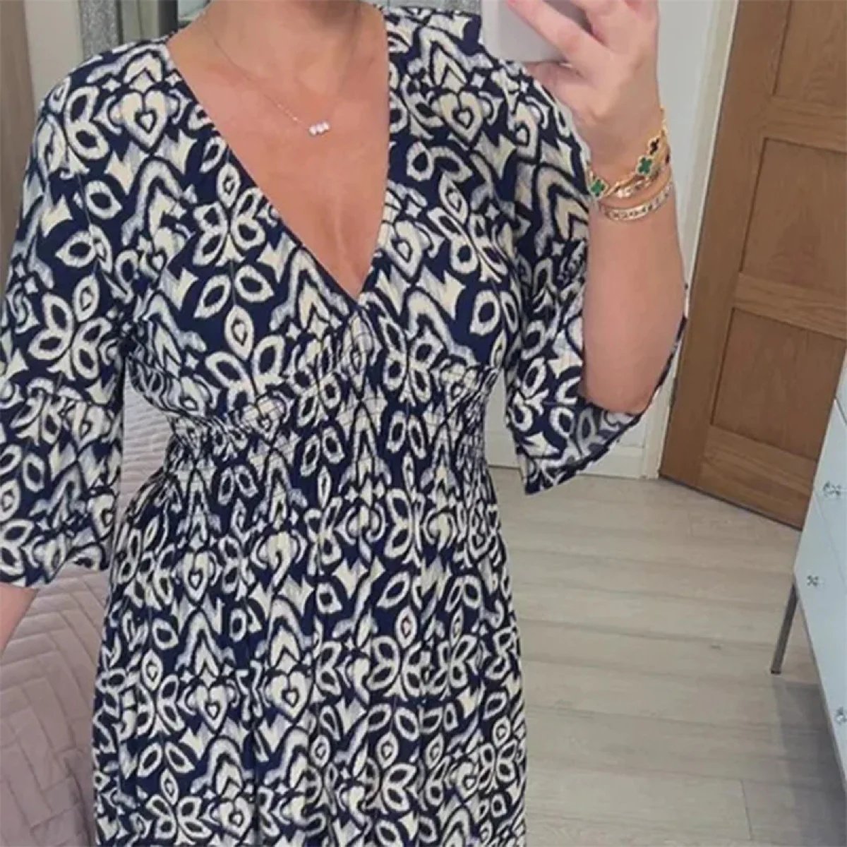 Zomer 49% kortingš„ Bloemenjurk met V-hals - Koop er 2 en ontvang gratis verzending