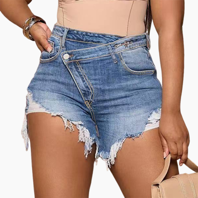 Hoogsluitende Denim Shorts met Diagonale Knopen & Gerafelde Zoom