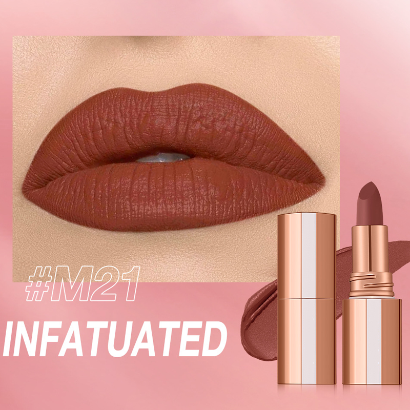 💄 24u matte lippenstift – blijft zitten, voelt licht en droogt niet uit, de hele dag perfect.