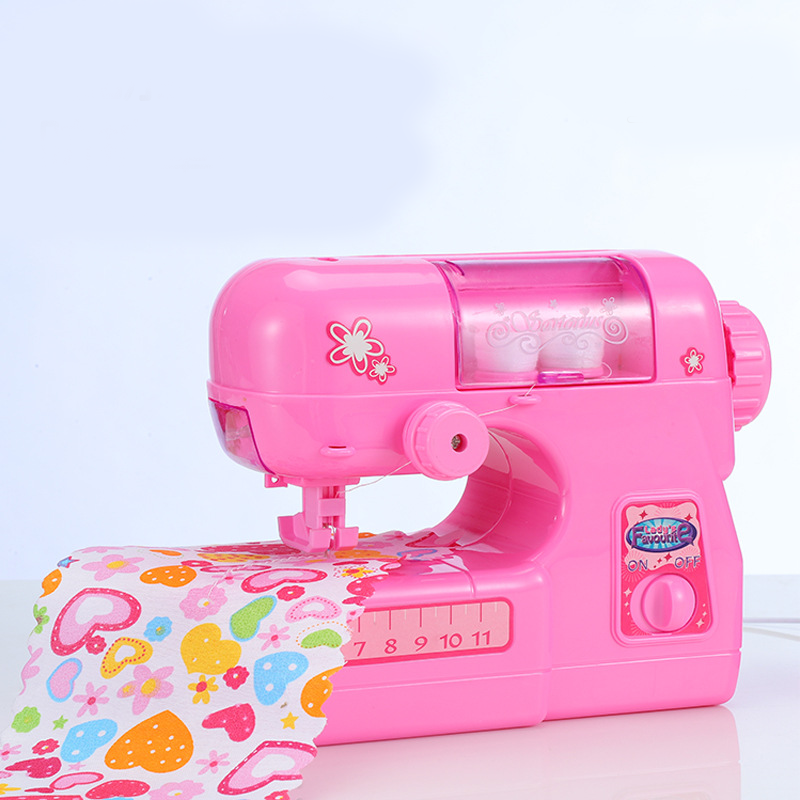 🧵 50% korting! Mini elektrische naaimachine speelgoed – veilige naaldbeschermer, éénknops bediening & ingebouwde liniaal. Stimuleert creativiteit – voor kinderen vanaf 3 jaar! ✨👧