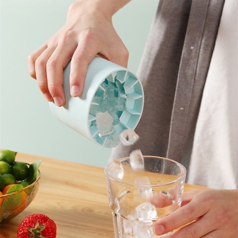 🧊Last Day-koop 1 krijg 1 Free❄️Silicone IJsblokjesmaker Beker