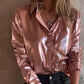 ✨ Dameshemd met glanzend metallic lederen knoopsluiting