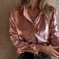 ✨ Dameshemd met glanzend metallic lederen knoopsluiting