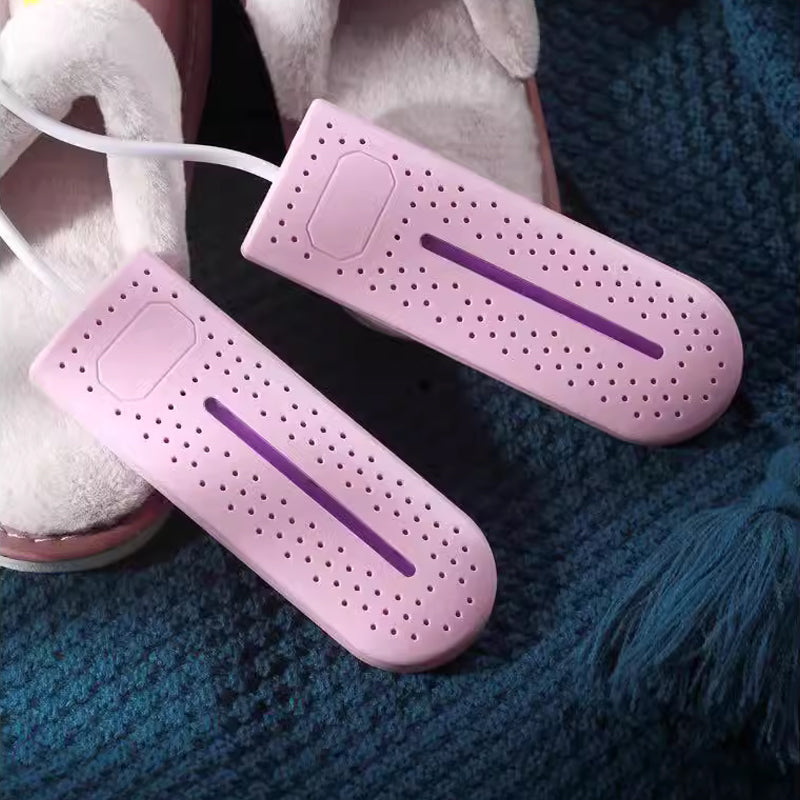 👟 50% korting! Draagbare schoenendroger – verwarmt van twee zijden, UV-uitvoering & compact insteekmodel. Droog je schoenen snel & fris – wit, roze of blauw! ✨🔥