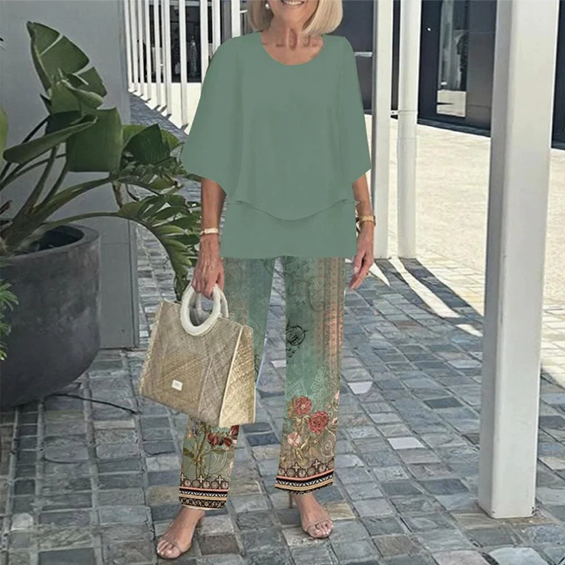 Set damesbroek met print en top met ronde hals