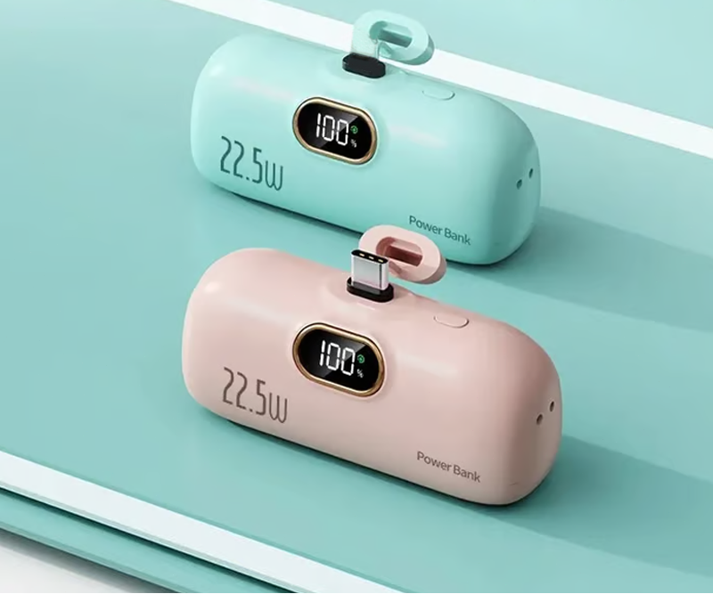 🍬🔋 Zo groot als een lippenstift, maar geeft je telefoon 2 keer nieuw leven! 5000mAh Mini Powerbank – NU TIJDELIJK AANBOD! ✨