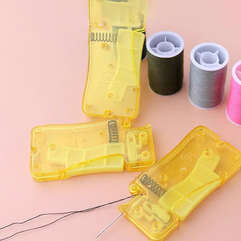 Hulpstuk voor het inrijgen van naalden