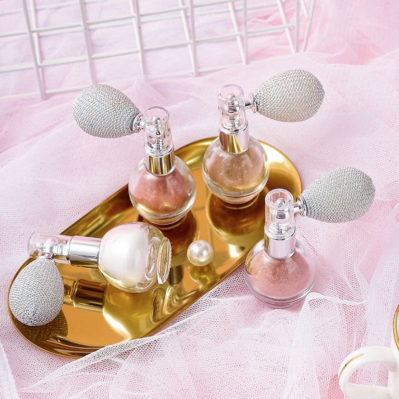 ✨ 50% Nieuwjaarskorting! Body glitter spray – langdurige glow, verhelderend & multifunctioneel. Perfect voor feesten, dates & oudejaarsavond! 🎉