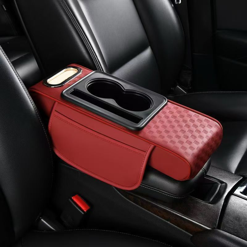 🚗💥 50% KORTING! Stop met het zoeken naar je telefoon, tissues en sleutels tijdens het rijden! Deze 5-in-1 armsteunkussen tovert je rommelige console om in een georganiseerde cockpit – met bekerhouder, telefoonvak en zelfs een tissueslot!