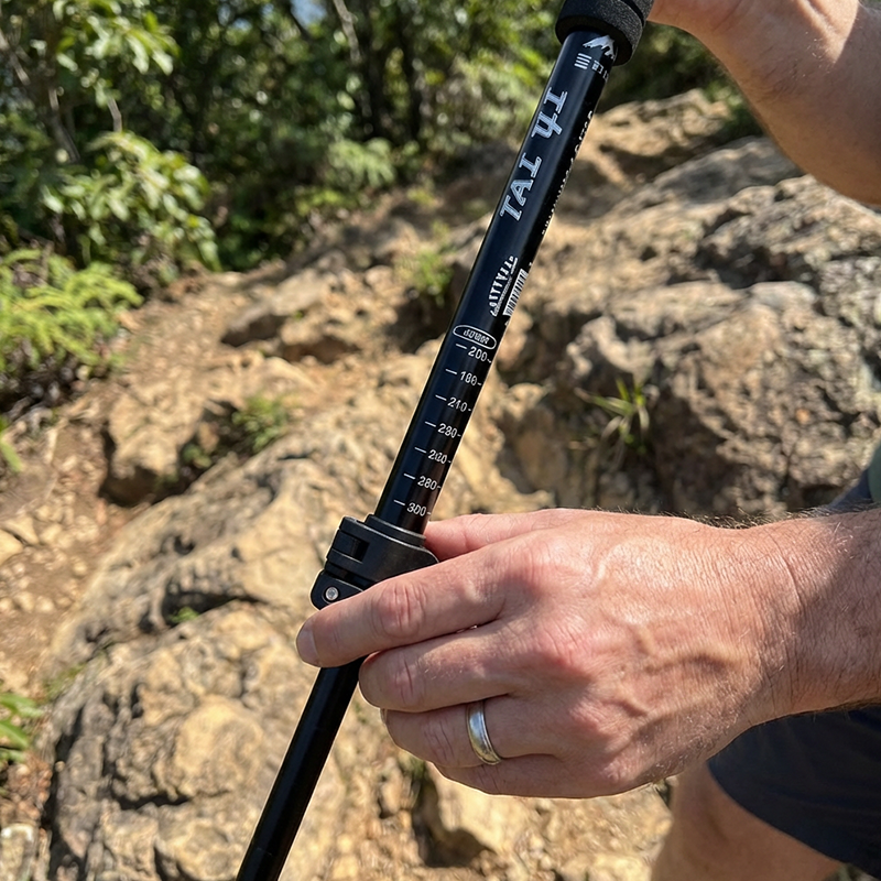 💥Tijdelijke Korting! 💥🏔️🦯Telescopische Trekking Stok met Ergonomische Handgreep | Compact & Lichtgewicht💪