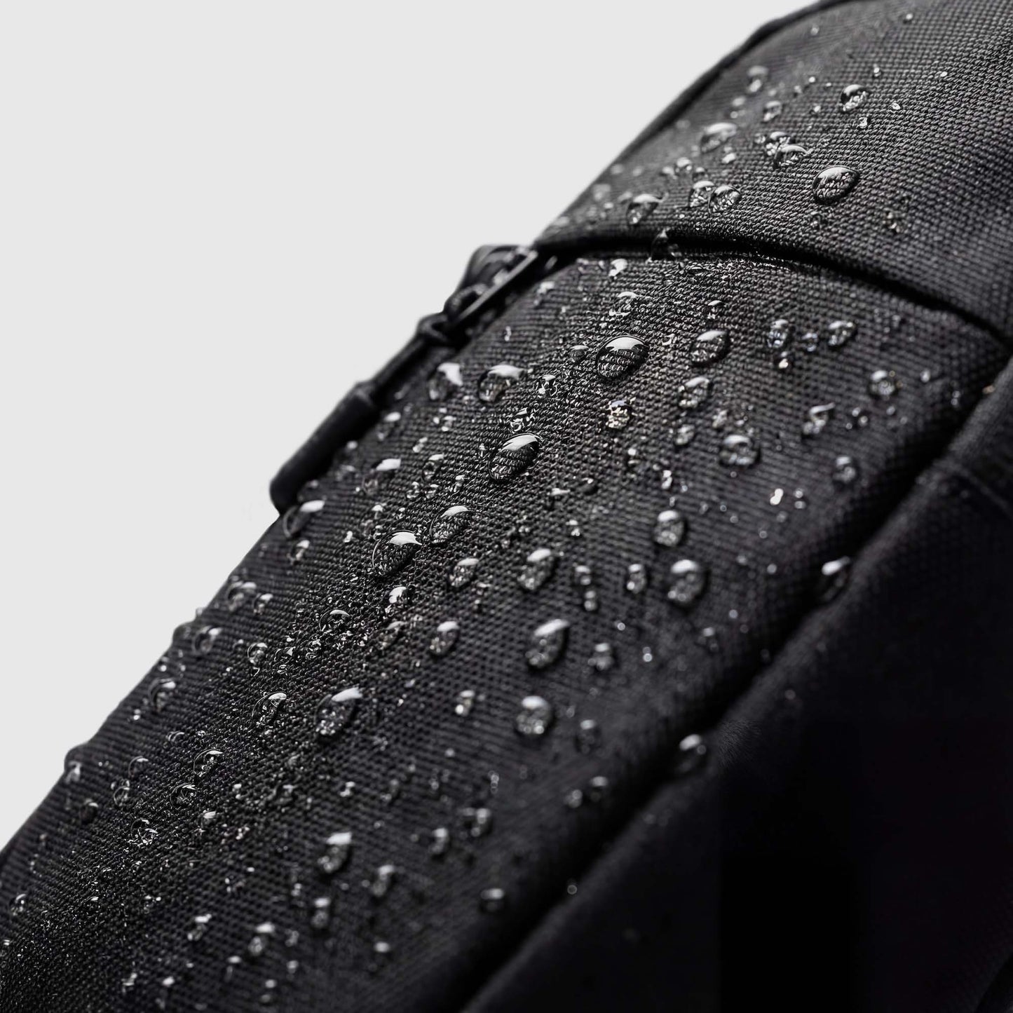 🎒 Anti-diefstal-schoudertas 2.0 – slim ontwerp, veilig en perfect voor op reis.