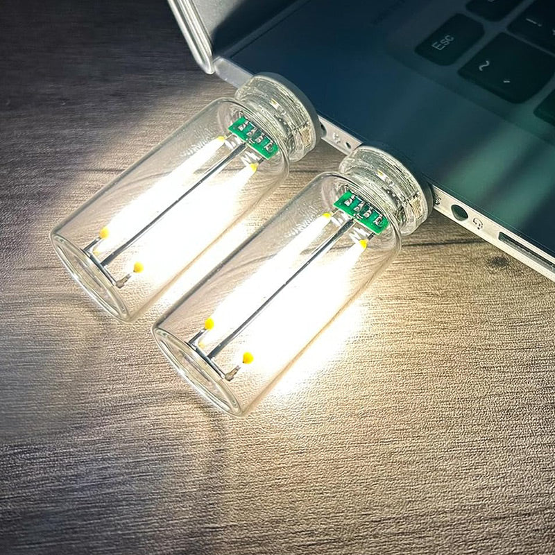 50% korting! USB touch glazen nachtlamp – 9 kleuren & dimbaar, laag energieverbruik. Perfect voor camping, auto & slaapkamer! ✨🔋