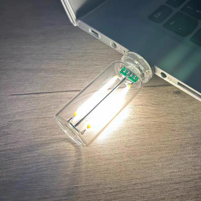 50% korting! USB touch glazen nachtlamp – 9 kleuren & dimbaar, laag energieverbruik. Perfect voor camping, auto & slaapkamer! ✨🔋