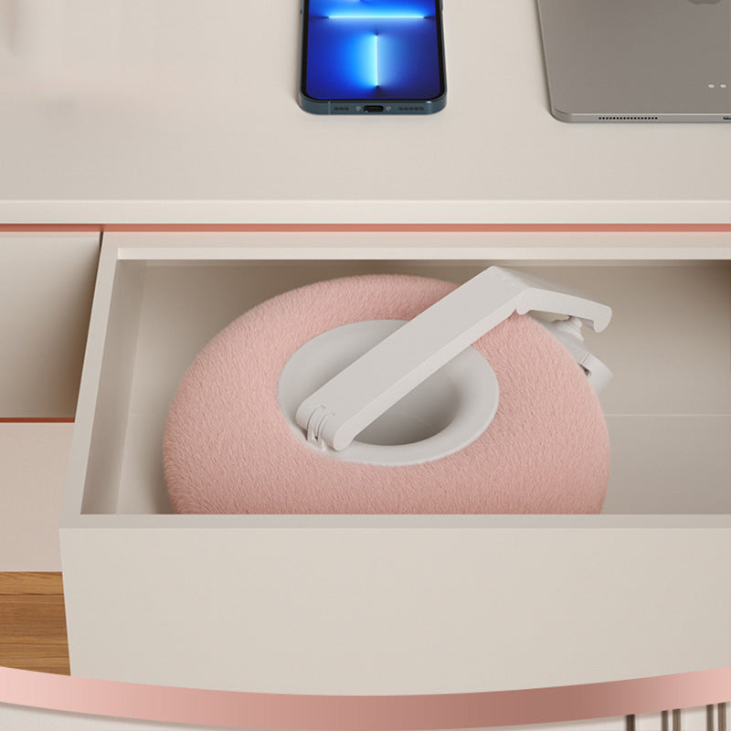 🧸 50% korting! Pluche telefoonhouder – zachte afneembare kussenbasis, 360° verstelbaar & stretchbare klem. Perfect voor bed & bank! ✨📱