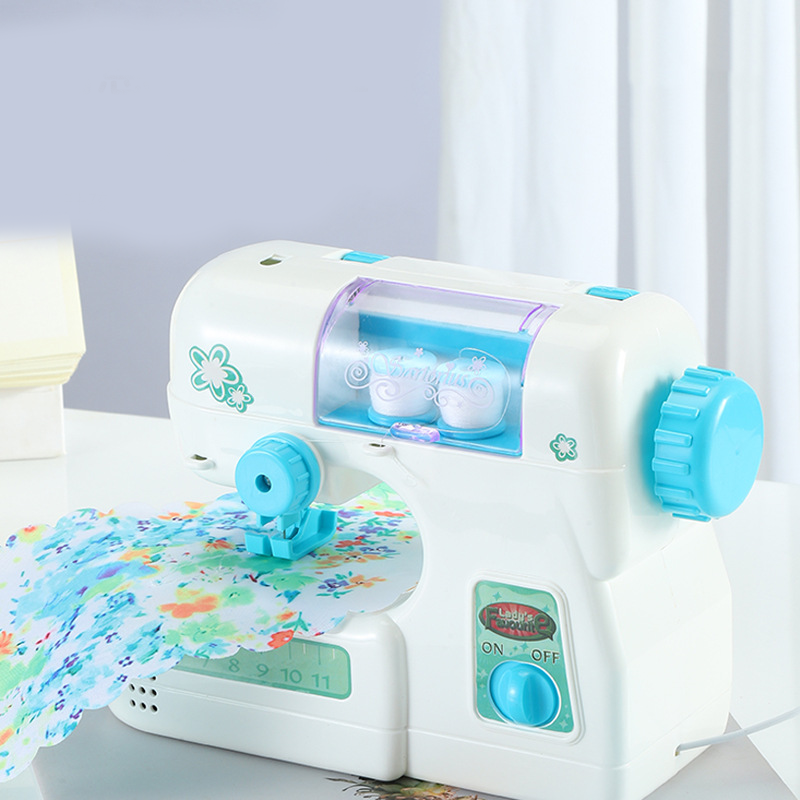 🧵 50% korting! Mini elektrische naaimachine speelgoed – veilige naaldbeschermer, éénknops bediening & ingebouwde liniaal. Stimuleert creativiteit – voor kinderen vanaf 3 jaar! ✨👧